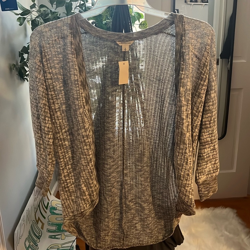 BRAND NEW TAGS ON aéropostale cardigan